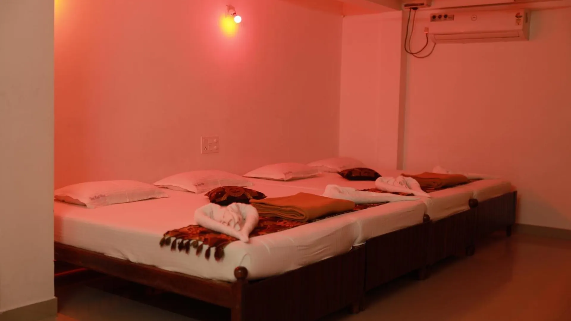 Cherai Beach Palace 2*, צ'ראי ביץ'