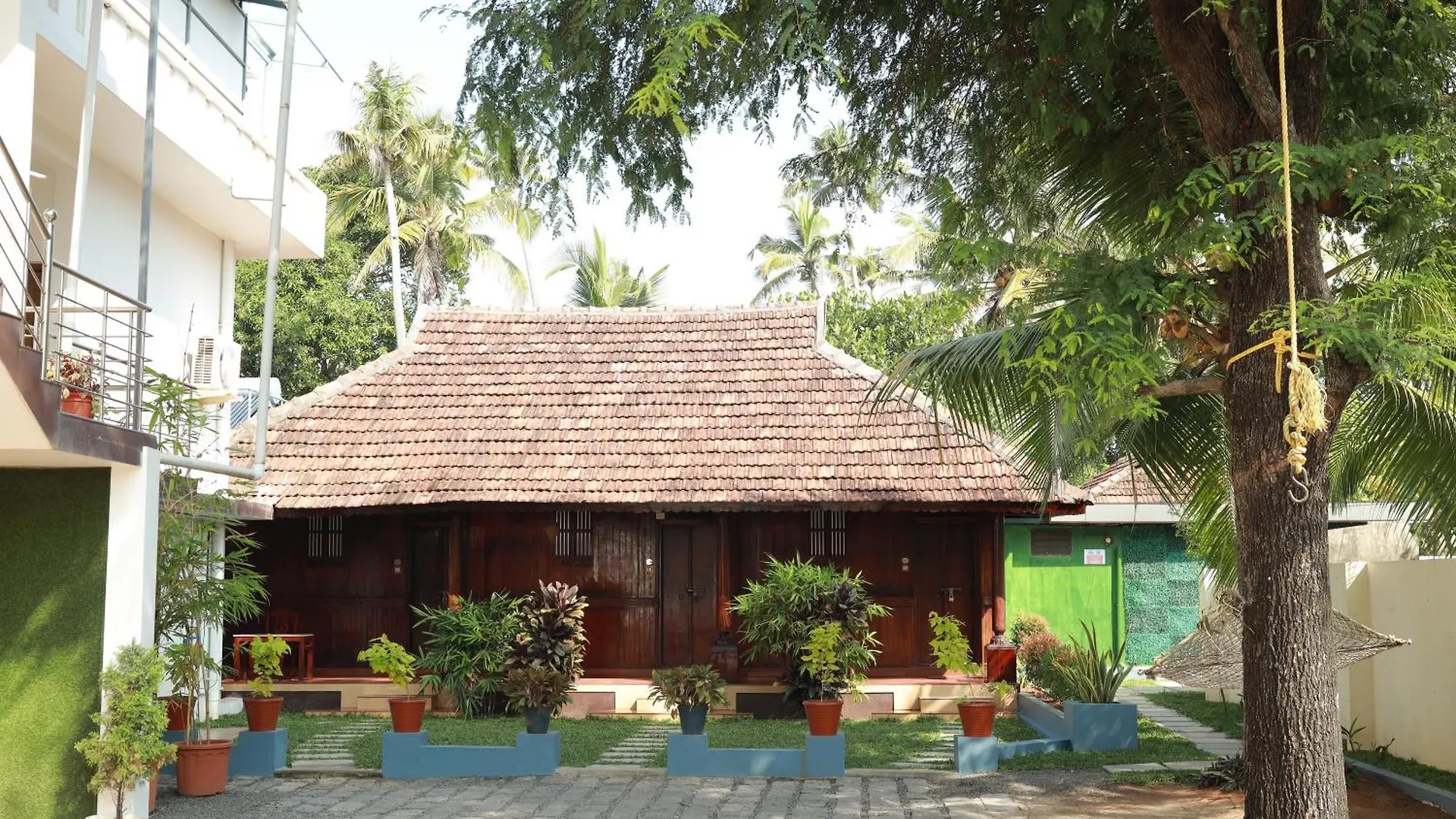 Resort Cherai Beach Palace