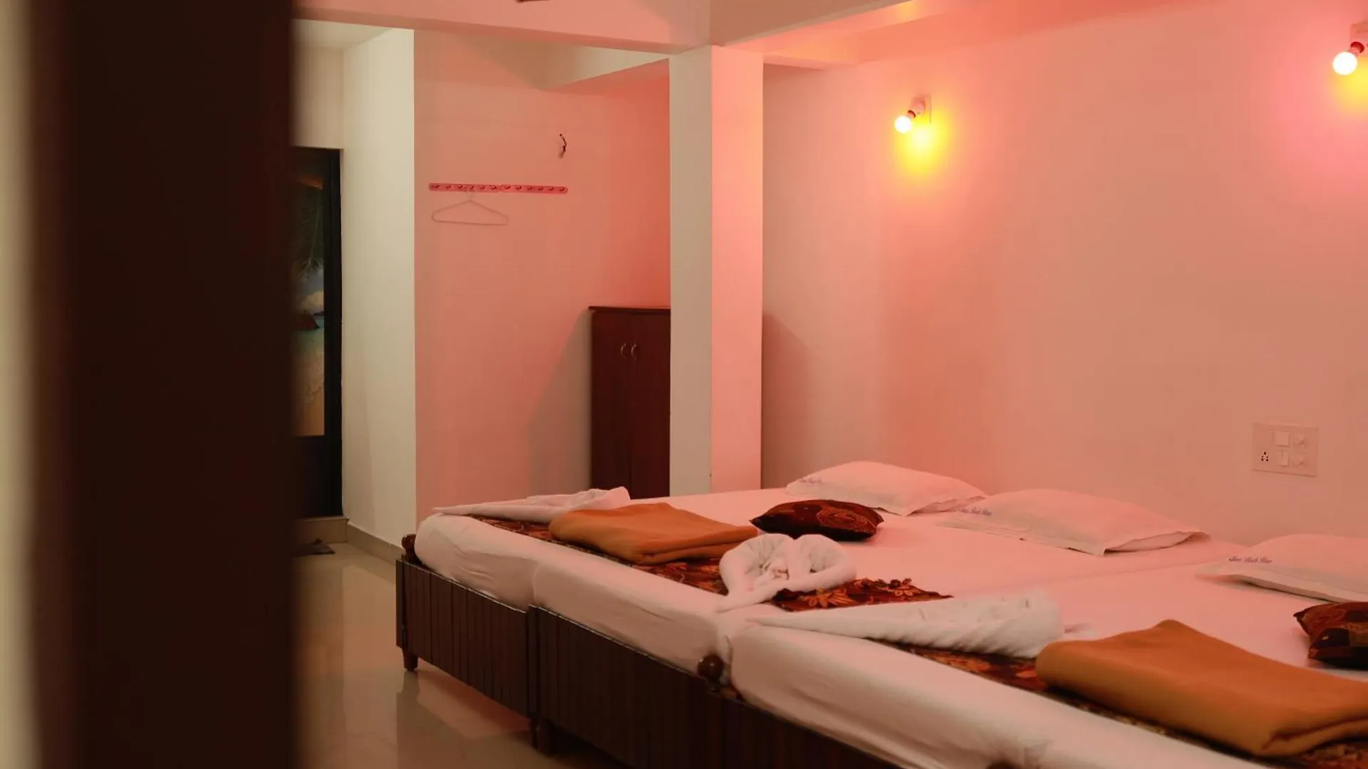Cherai Beach Palace Resort